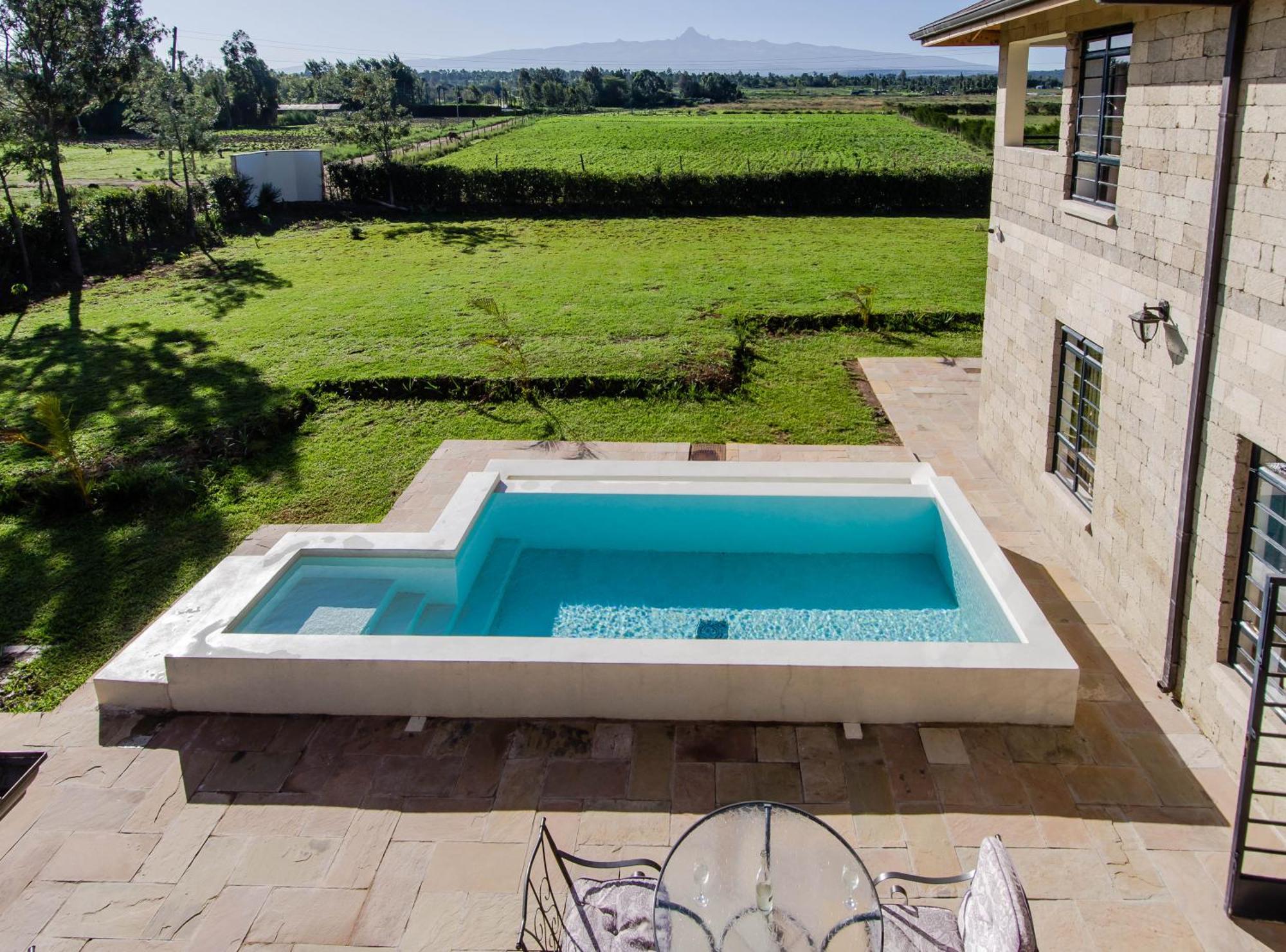 The Landing Nanyuki Cottages Luaran gambar
